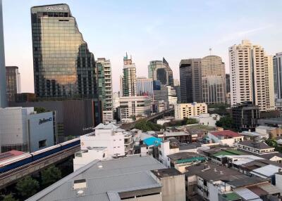 2 bed Condo in CitiSmart Sukhumvit 18 Khlongtoei Sub District C018304