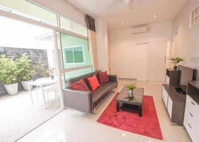 3 bed Condo in Swasdi Mansion Khlong Toei Nuea Sub District C018301