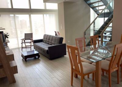 2 bed Duplex in The Room Sukhumvit 21 Khlong Toei Nuea Sub District D018291