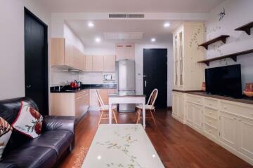 1 bed Condo in The Address Chidlom Lumphini Sub District C018273