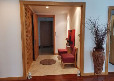 3 bed Condo in GM Height Khlongtoei Sub District C018269