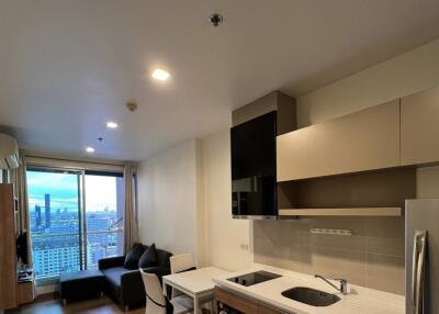 1 bed Condo in Rhythm Sukhumvit Phra Khanong Sub District C018263