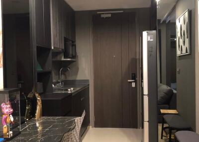 1 bed Condo in Ashton Chula - Silom Mahaphruettharam Sub District C018257