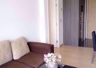 1 bed Condo in Via 49 Khlong Tan Nuea Sub District C018247