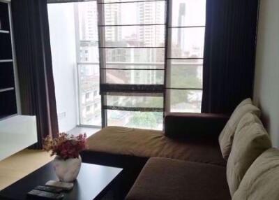 1 bed Condo in Via 49 Khlong Tan Nuea Sub District C018247