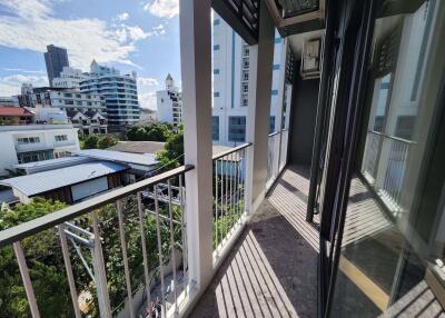 1 bed Condo in The Greenston Thonglor Residence Khlong Tan Nuea Sub District C018239