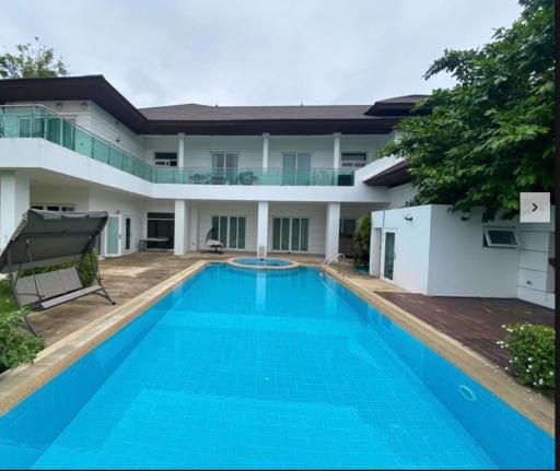 6 bed House in Windmill Park Bang Kaeo Sub District H018237