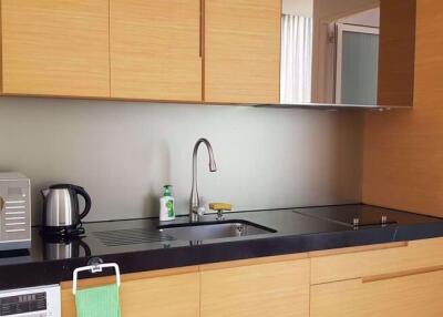 1 bed Condo in Saladaeng Residences Silom Sub District C018234