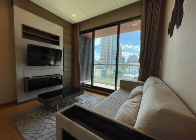 2 bed Condo in The Address Sathorn Silom Sub District C018214