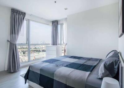 2 bed Condo in Rhythm Sukhumvit Phra Khanong Sub District C018199