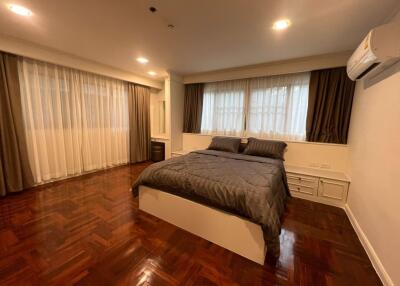 2 bed Condo in M Towers Khlong Tan Nuea Sub District C018195