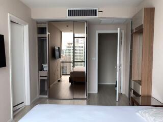 2 bed Condo in The Room Sukhumvit 21 Khlong Toei Nuea Sub District C018193