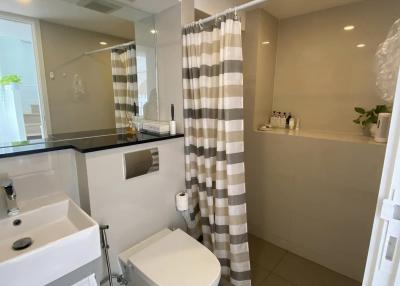 For SALE : Knightsbridge Prime Sathorn / 2 Bedroom / 1 Bathrooms / 55 sqm / 9500000 THB [S11861]