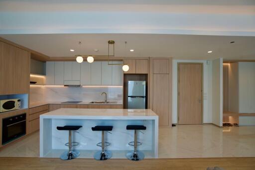 2 bed Condo in Ascott Sky Villas Sathorn Yan Nawa Sub District C018175