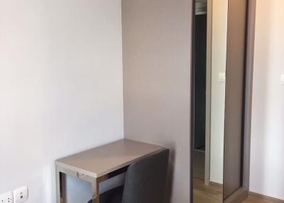 2 bed Condo in OKA HAUS Sukhumvit 36 Khlongtan Sub District C018167