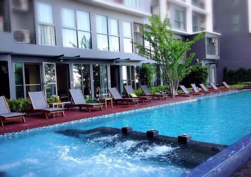 2 bed Condo in Ideo Mobi Sukhumvit Bangchak Sub District C018154