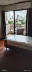 2 bed Condo in Richmond Palace Khlong Tan Nuea Sub District C018135