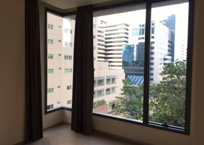 2 bed Condo in The ESSE Asoke Khlong Toei Nuea Sub District C018131