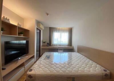 3 bed Condo in Residence 52 Phrakhanong District C018113