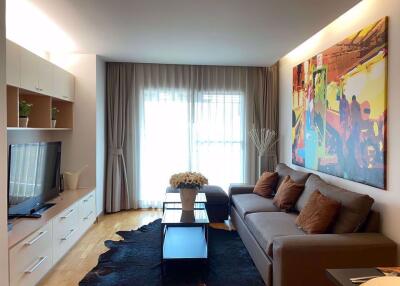3 bed Condo in Residence 52 Phrakhanong District C018111