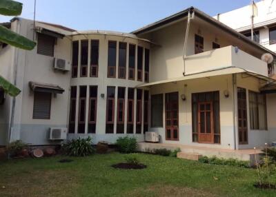 4 bed House Bangchak Sub District H018109