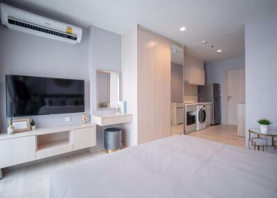 Studio bed Condo in Life One Wireless Lumphini Sub District C018101