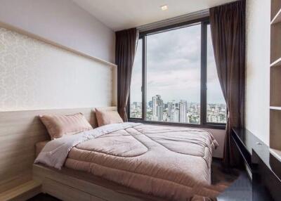 2 bed Condo in Edge Sukhumvit 23 Khlong Toei Nuea Sub District C018096