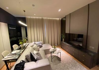 1 bed Condo in BEATNIQ Sukhumvit 32 Khlongtan Sub District C018083