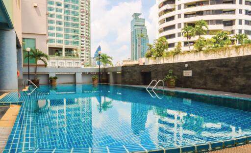 4 bed Penthouse in Le Premier 2 Khlong Tan Nuea Sub District P018041