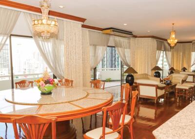 3 bed Penthouse in Le Premier 1 Khlong Toei Nuea Sub District P018040