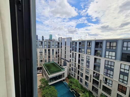 2 bed Condo in Maestro 03 Ratchada-Rama 9 Din Daeng Sub District C018039