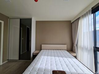 2 bed Condo in Maestro 03 Ratchada-Rama 9 Din Daeng Sub District C018039