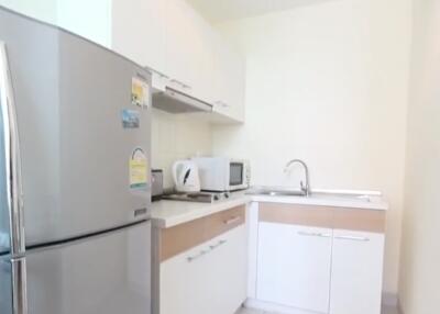 2 bed Condo in Life @ Sukhumvit 67 Phrakhanongnuea Sub District C018033