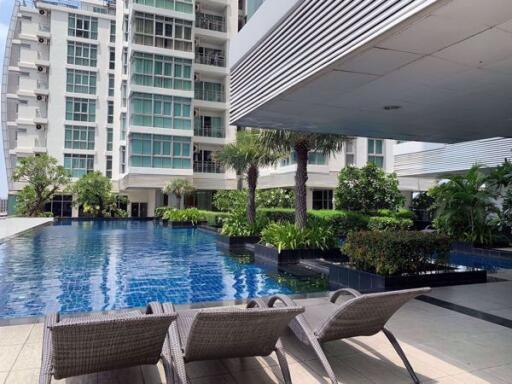 3 bed Condo in Nusasiri Grand Phra Khanong Sub District C018019