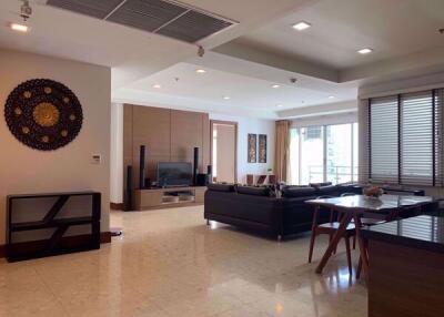 3 bed Condo in Nusasiri Grand Phra Khanong Sub District C018019