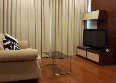 2 bed Condo in The Address Chidlom Lumphini Sub District C018007