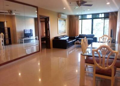 2 bed Condo in Baan Prompong Khlong Tan Nuea Sub District C018004