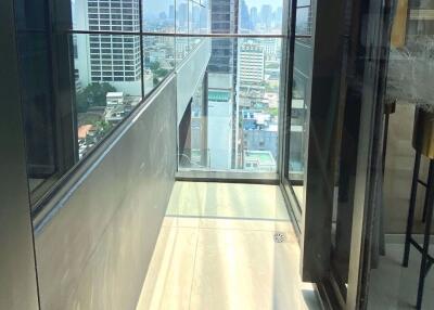 2 bed Condo in Ashton Silom Suriyawong Sub District C017984