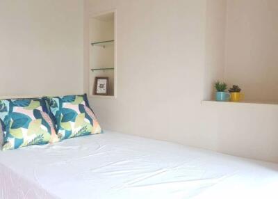 2 bed Condo in Lumpini Suite Sukhumvit 41 Khlong Tan Nuea Sub District C017980