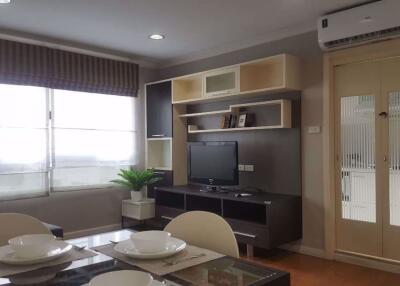 2 bed Condo in Lumpini Suite Sukhumvit 41 Khlong Tan Nuea Sub District C017980