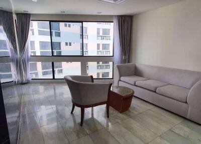 3 bed Condo in President Park Sukhumvit 24 Khlongtan Sub District C017964