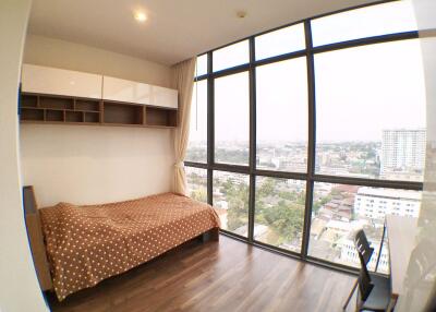 2 bed Condo in The Room Sukhumvit 62 Bangchak Sub District C017961