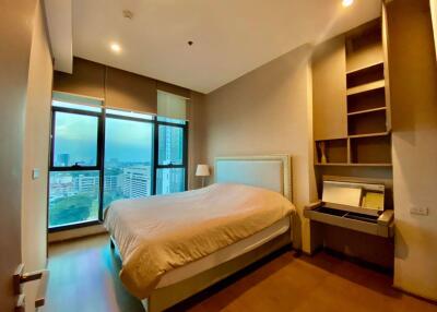 2 bed Condo in The Diplomat Sathorn Silom Sub District C017947