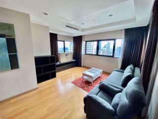 1 bed Condo in Sathorn Gardens Thungmahamek Sub District C017946