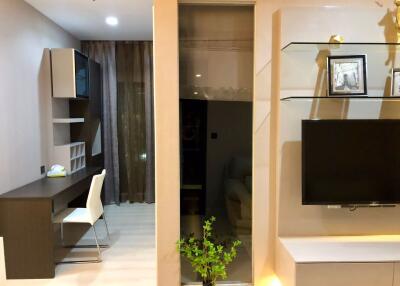 2 bed Condo in The Signature by URBANO Samsennai Sub District C017929