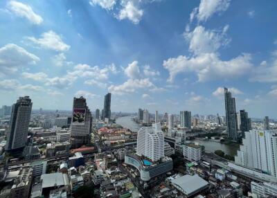 1 bed Condo in State Tower Silom Sub District C017927