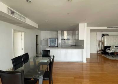 4 bed Condo in Chamchuri Square Residence Pathumwan Sub District C017917