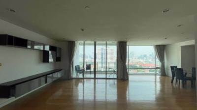 4 bed Condo in Chamchuri Square Residence Pathumwan Sub District C017917