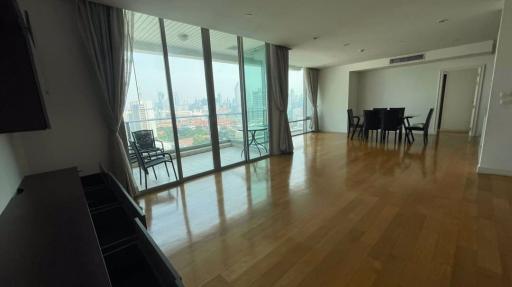 4 bed Condo in Chamchuri Square Residence Pathumwan Sub District C017917