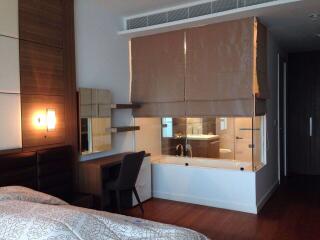 2 bed Condo in 185 Rajadamri Lumphini Sub District C017909